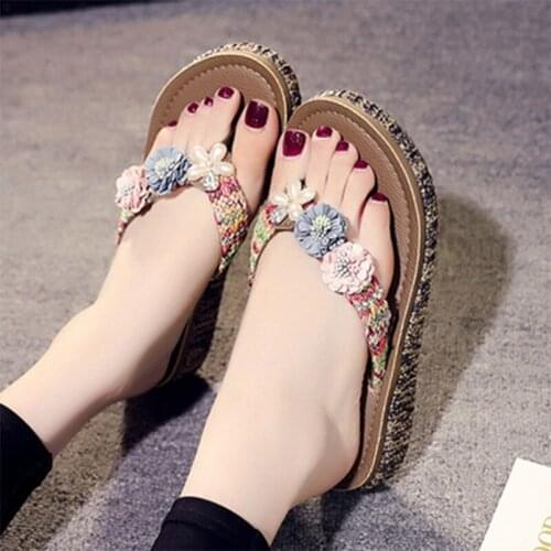 Beach Shoes Slippers Womens Summer Fashion Outer Wear Seaside Non-slip Thick-soled Students Flowers Flip-flops Sandals