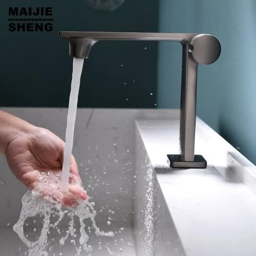 Gun Dust Basin Faucet Cold And Hot Sink Mixer Sink Tap Single Handle Deck Mounted Water Tap Bathroom Faucet Brushed Gold Bathroo