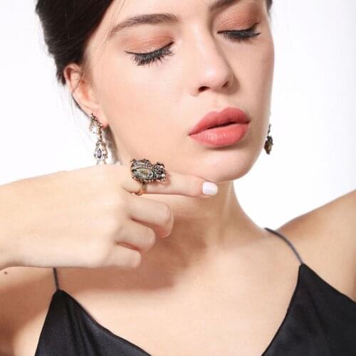 Insect ring natural rainbow abalone shell beetle ring popular fashionable retro fashion jewelry female insect body ring