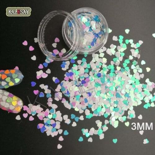 Love Heart Nail Sequins Ultrathin Laser Colorful Glitter Flakes Laser Nail Art Paillette DIY Nail Decor Manicure Design for Girl