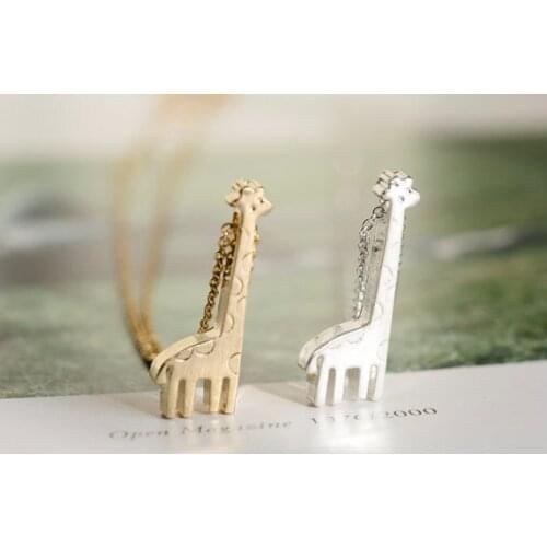 Fashion pretty animal cute giraffe necklace