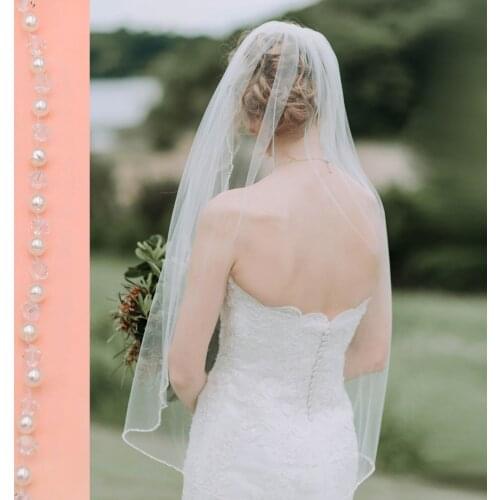 TOPQUEEN V34 Bridal Veils Wedding Crystal Beaded Bead Edge Short Veil with Comb Soft Single Tier Bridal Veil with Pearl Edge VEU