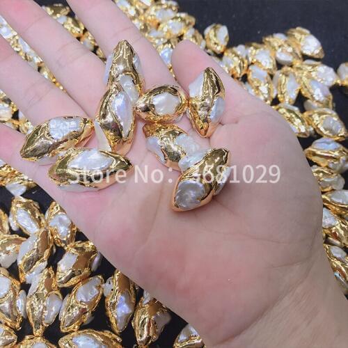 Fashionable and simple atmosphere Europe and America big brand pearl lie between bead female to act the role