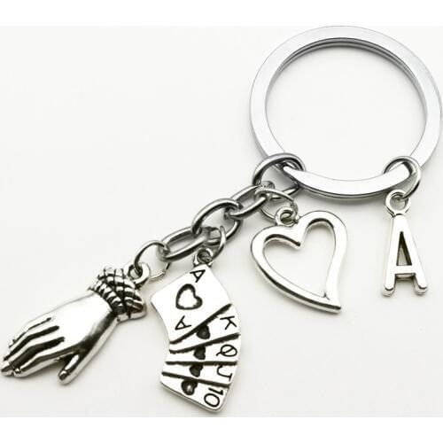 New Fashion Love Poker Fashion Trend Trendy Palm Keychain 26 Letter Magic Pendant Gift
