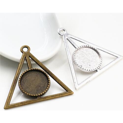 10pcs 16mm Inner Size Antique Bronze Silver Plated Triangle Style Cabochon Base Cameo Setting Charms Pendant