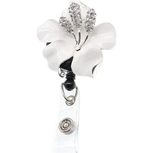 50pcs/lot Enamel Flower Shape Retractable Rhinetone Nurse ID Badge Holder Reel for Medical