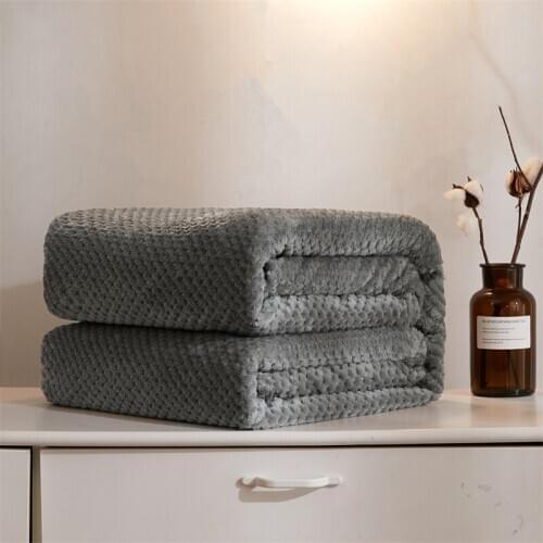 Microfine Fashion Hand Knitted Thick Blanket Fleece Manta Sofa Use Office Travel Bedroom