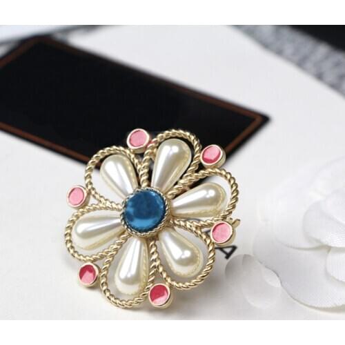 AIWEIGE Flower Brooches For Clothes
