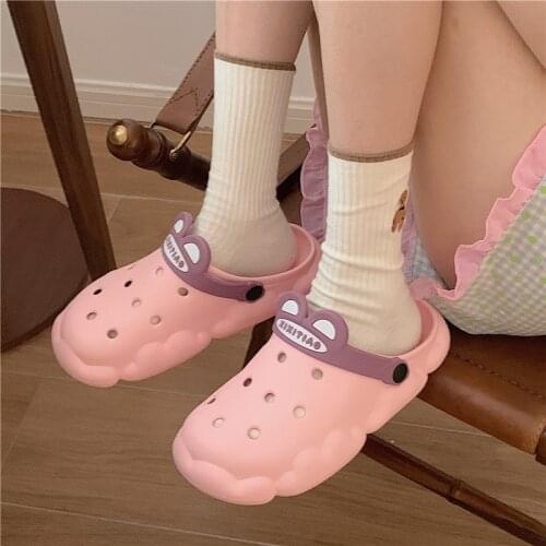 Womens Sandals Cloud Shape Design Thicken EVA Sole Light Leisure Beach Garden Hole Shoes for Ladies Flat Slippers