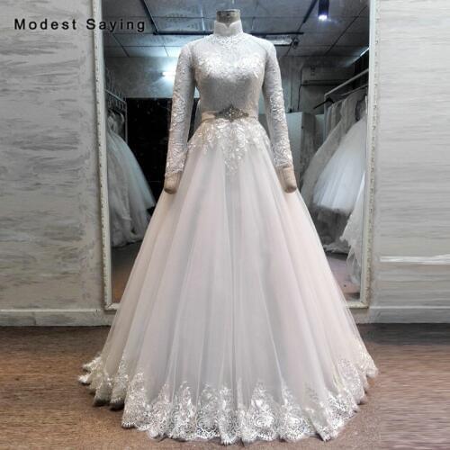 Elagant Ivory Ball Gown High Collar Wedding Dresses 2018 with Crystal Long Sleeves Bridal Gowns Formal Women vestidos de noiva