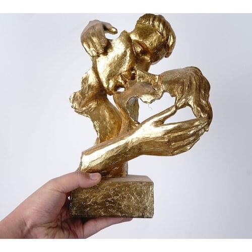 VILEAD 1pcs Resin Golden Kissing Couple Figurine For Interior Abstract Lover Statue Home Living Room Desk Decorative Decor
