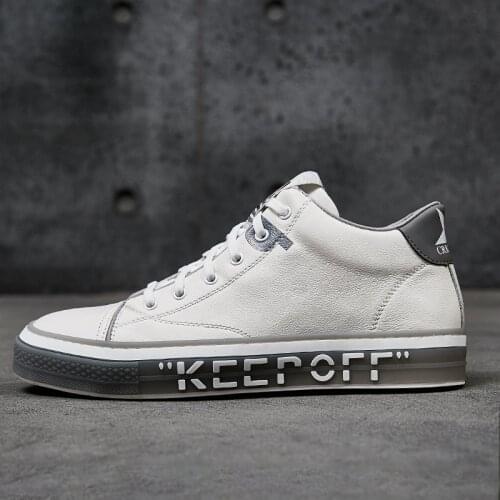 Classic Men Shoes Comfortable Leisure Shoes For Man White Adorable Shoes Leather Fashion Shoes