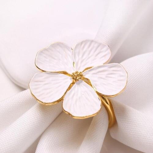 Small 6Pcs Useful Elegant Flower Napkin Buckle Lightweight Napkin Rings Reusable for Restaurant