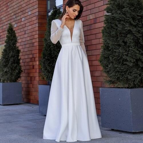 2021 Popular Long Sleeves V Neck Wedding Dresses Satin Floor Length Beach Garden Bridal Gowns