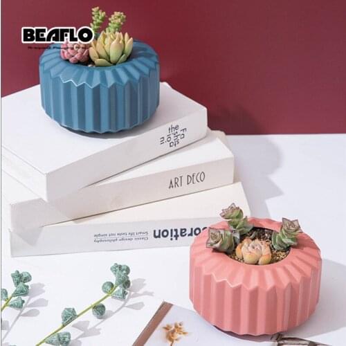 Modern Flower Vase Home Decoration Plastic Vase Creative White Imitation Ceramic Flower Pot Table Arrangement Living Room