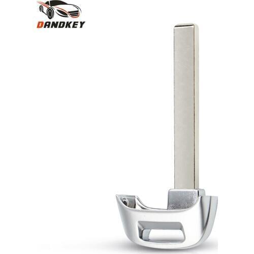 Dandkey Smart Emergency Car Key Blade Remote Insert Small For Audi SQ7 Q7 TT A8L 2018 HU66 Blade Blank