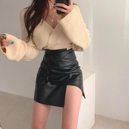 Warm Knitted Sweater Female Deep V-neck Sexy Knitwear Tops Autumn Winter Party Club Chic Knitted Pullover Women Elegant