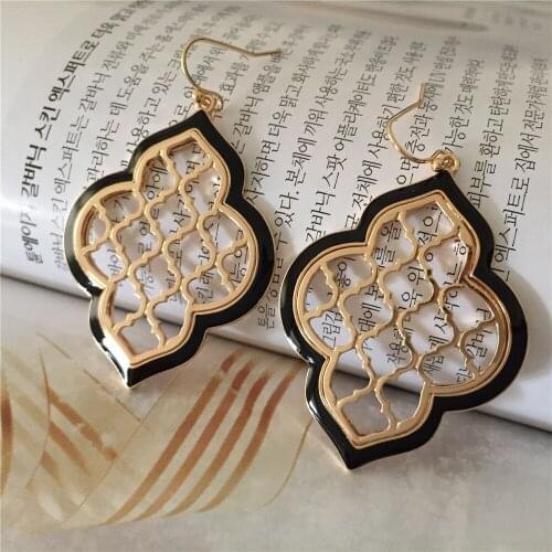Complex Pattern Hollow Carving Geomatric Drop Earrings Korea Design Gold Color Round Tear Drop Earrings for Women Girl Jewelry