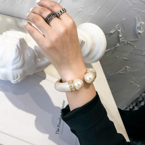 Retro pearl fritillarydrop glaze semi-open and closebracelet with double ends and double color spliced open alloy springbracelet