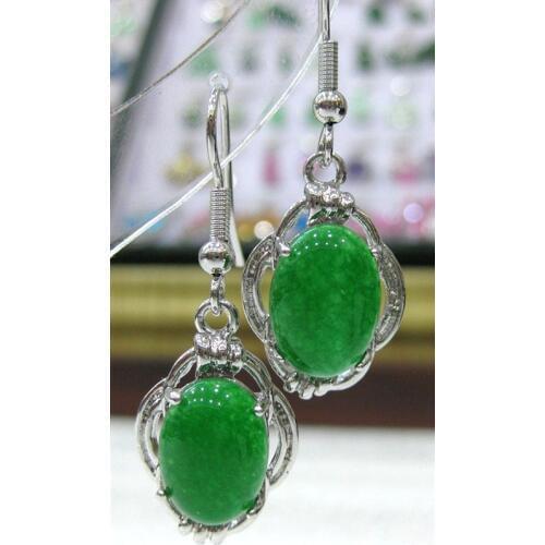 Noble ladys green Natural jade bead earrings