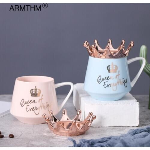 Crown Ceramic Mug 300ml Capacity Water Mugs with Spoon Lid Creative X-Mas Gifts Tea Cup Cute Coffee Mug Milk Cup