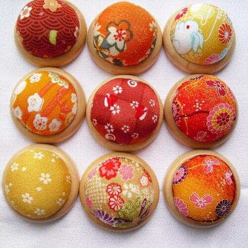 Free shipping 20pcs/lot Needle Pin Cushion handmade DIY Handcraft Tool for sewing needlework Wooden base cross stitch E01-0-20