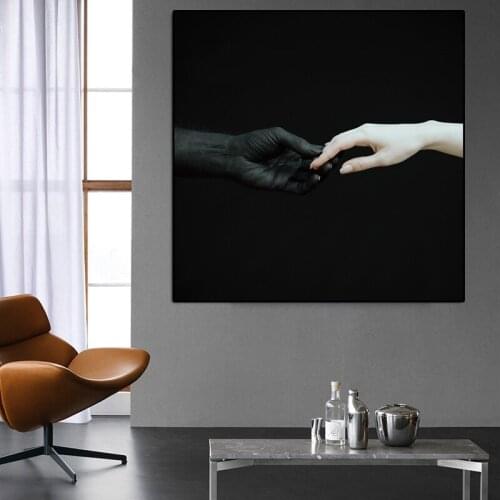 Canvas Art Pictures Black and White Hand To Hnad On Black Ground Canvas Paintings on the Wall Art Posters Cuadros