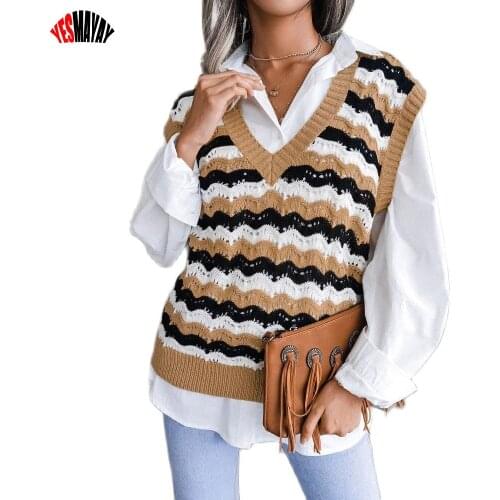 Sweater Vest Women Wave Striped Sleeveless V-neck Loose Casual Knitted Tops Ladies Fashion Autumn Winter Outwear Pullovers 2021