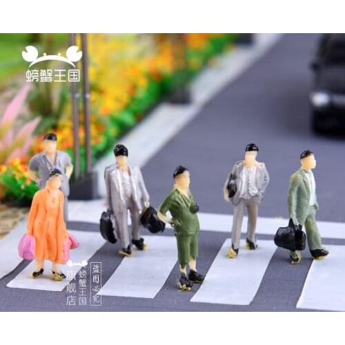 100pcs/lot Model Trains 1:87 Painted Figures HO TT Miniature Building Layout