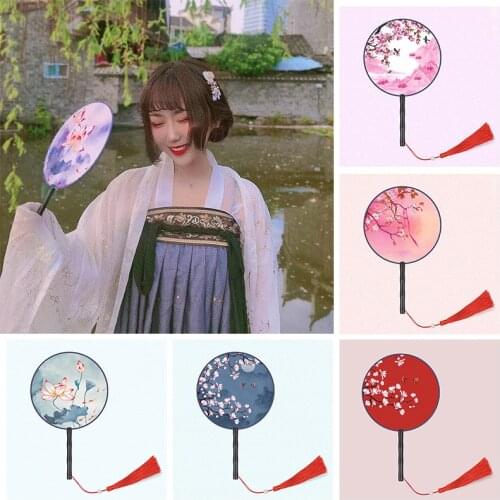 Chinese Style Antique Classical Translucent Handheld Round Circular Fan Vintage Flower Dancing Hand Fans with Wooden Handle