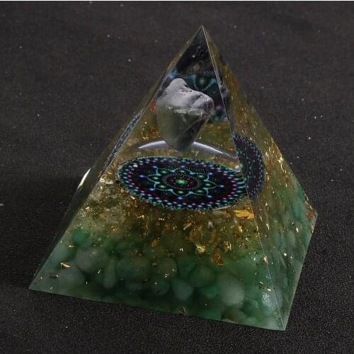 Natural Fluorite Gem Stone Orgone Pyramids Citrines Green Tanglin Amulet Orgonite Energy Generator Balance Healing Resin Pyramid