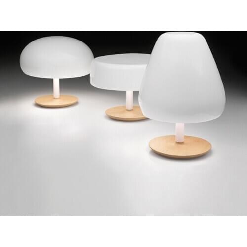 Post modern Nordic designer living room fashionable log bedroom bedside lamp simple mushroom head table lamp
