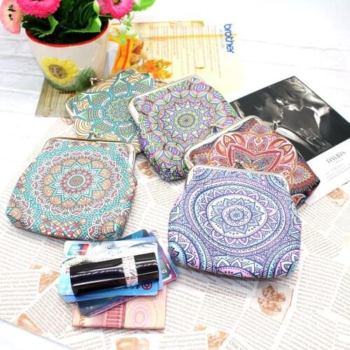 Small Wallet for Women Ethnic-Style Fashion PU Purse Geometric Pattern Wallet Credit Card Holder Coin Package Storgage Bag