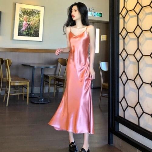 Spaghetti Strap V-neck Silky Dress Women Fashion Party Dress Satin Long Dress Female Summer Dress Vestidos De Fiesta