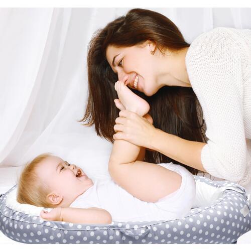 Baby Lounger Newborn Sleeping Bassinet Reversible Infant Portable Snuggle Nest Bed To endure dirty