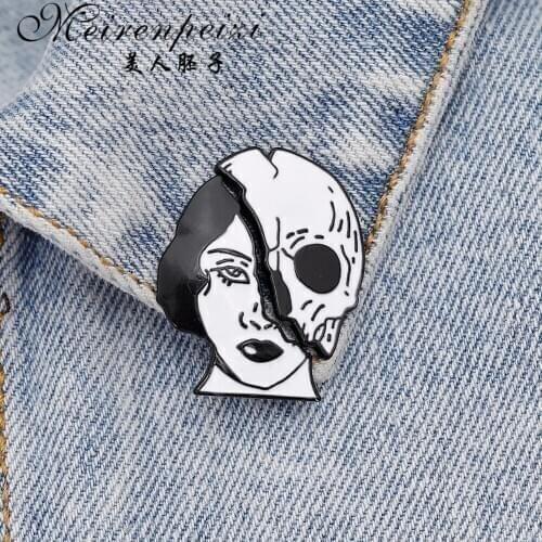 Meirenpeizi Face Enamel Pin Women Skull Face Brooches Backpack Clothes Lapel Pin Dark Badge Punk Jewelry Gift for Friends