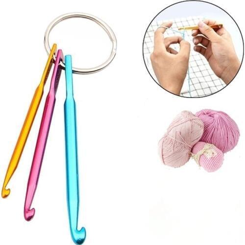 3Pcs/Set Short Crochet Hook Key Chain Sweater Scarf Bearded Needle Home DIY Weaving Tools