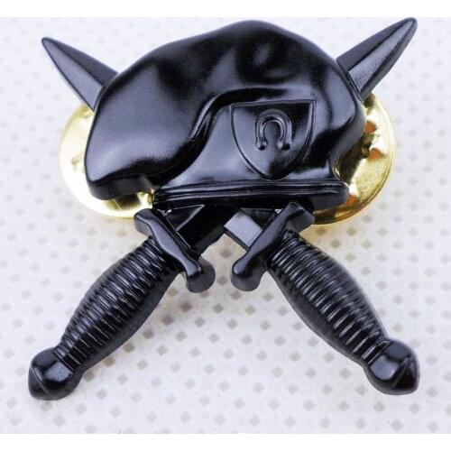 US SOLDIER OF FORTUNE COMMANDOS HAT PIN FORCE BERET DAGGER PIN Metal Badge