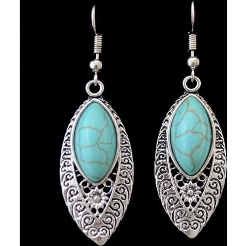 Classic Green Stone Dangle Earring For Women Vintage Ethnic Style Hollow Carved Pattern Drop Earring Elegant Accessories Jewelry