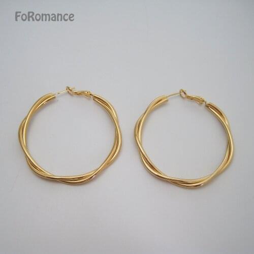 Foromance Woman Girl Plain Bar 2pcs Twisted Flower Shaped YELLOW GOLD COLOR HOOP EARRING Dia 50mm Great Gift Best Decoration