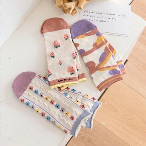 Women Socks 2021 New Spring Summer Short Retro Printed Flower Cotton Socks Girls Women Casual Short Cotton Ankle Happy Socks