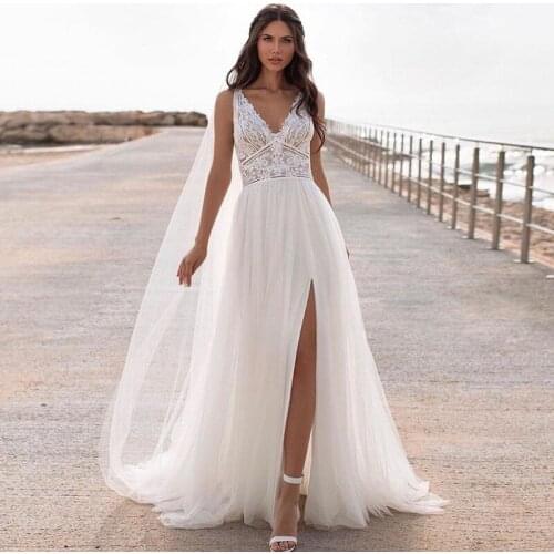 Bohemian Boho Wedding Dress 2021 Split Tank Sleeveless A-Line Open Back Lace Bridal Gowns Floor Length V-Neck vestido de novia