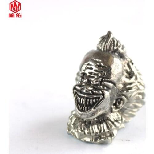 1PCS Hot Sale!!! Evil Clown Knife Beads Creative Notice Car Keychain EDC Outdoor DIY Paracord Bracelet Fashion Pendant