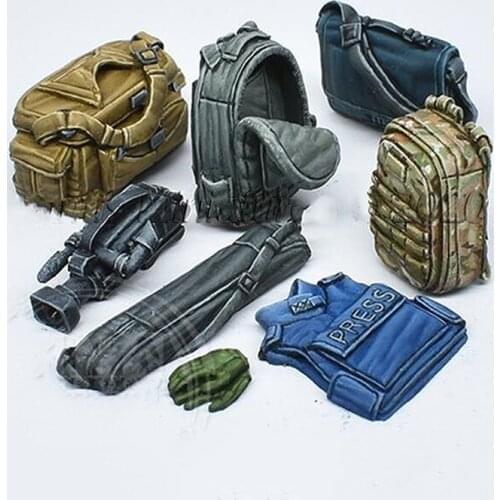 New Unassembled 1/35 modern bag accessories Resin Figure Unpainted Model Kit