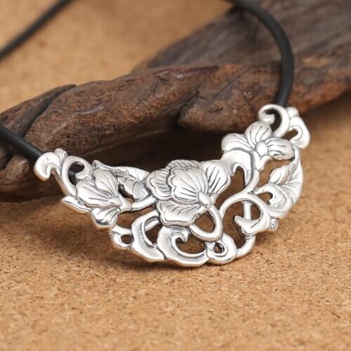 Manufacturers Wholesale S925 Sterling Silver Jewelry Vintage Thai Silver Ladies Vine Flower Crescent Moon Fashion Pendant