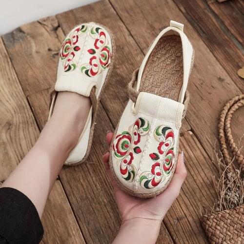 Retro Flats Women Shoes Spring/Autumn 2021 New Embroider Cotton Linen National Style Handmade Concise Ladies Shoes