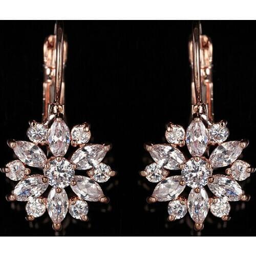 YFJEWE Fashion Gold Crystal Earrings Brincos Perle Pendientes Bou Pearl Earrings For Woman Wholesale Christmas Gifts E489