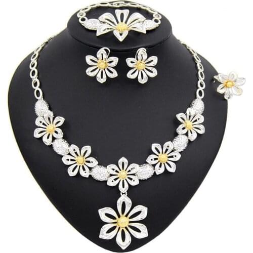 Yulaili Dubai Gold Jewelry Sets for Women Christmas Party Accessories Aesthetic Pendant Necklace Stud Earrings Bracelet Ring