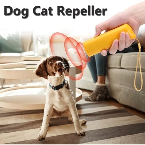 Ultrasonic Dog Repeller Dog Training Anti-barking Device Portable Outdoor Walking Flash Light Dog Cat Whistle Repellent Clickers