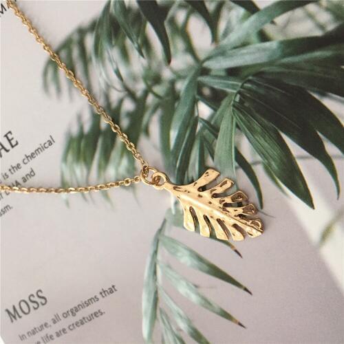 Natural Gold Color Plating Leaf Pendant Necklace For Women Girl Casual Daily Party Fashion Decoration Accessory